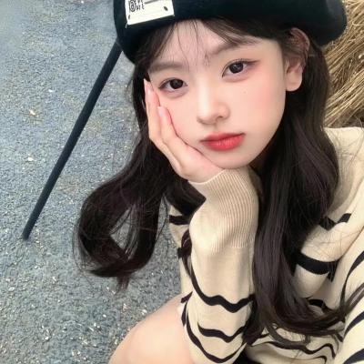 坡道上的红屋顶